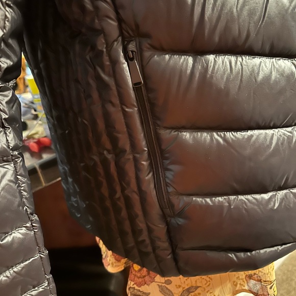 NWT Saks Fifth Avenue Puffer Jacket X Large - Picture 4 of 8